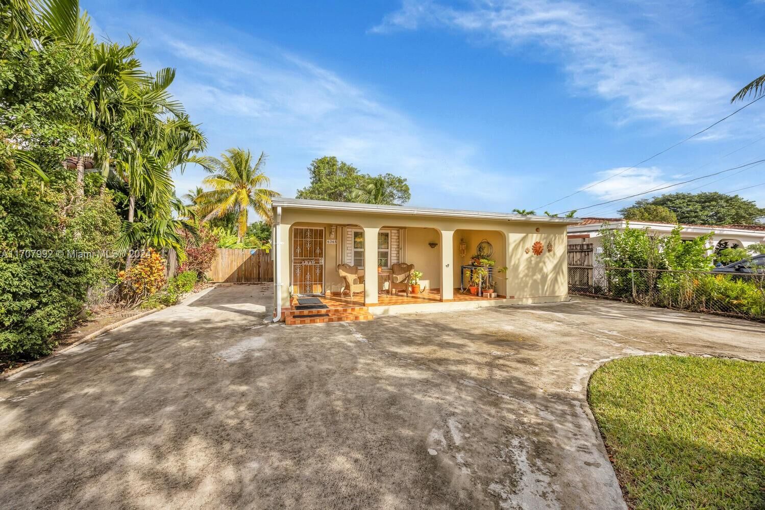 Property Photo: 6365 SW 33rd St FL 33155