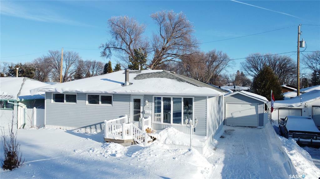 Property Photo:  1103 Simpson Avenue  SK S6H 4M7 