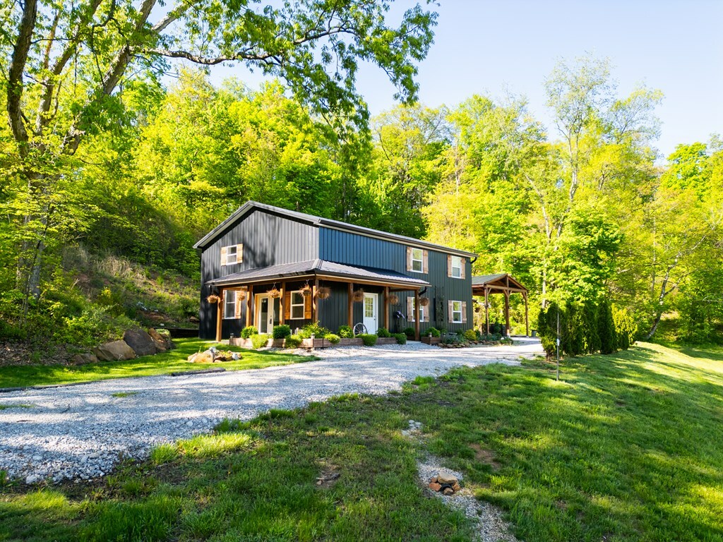Property Photo: 4590 Hopewell Church Road OH 43130