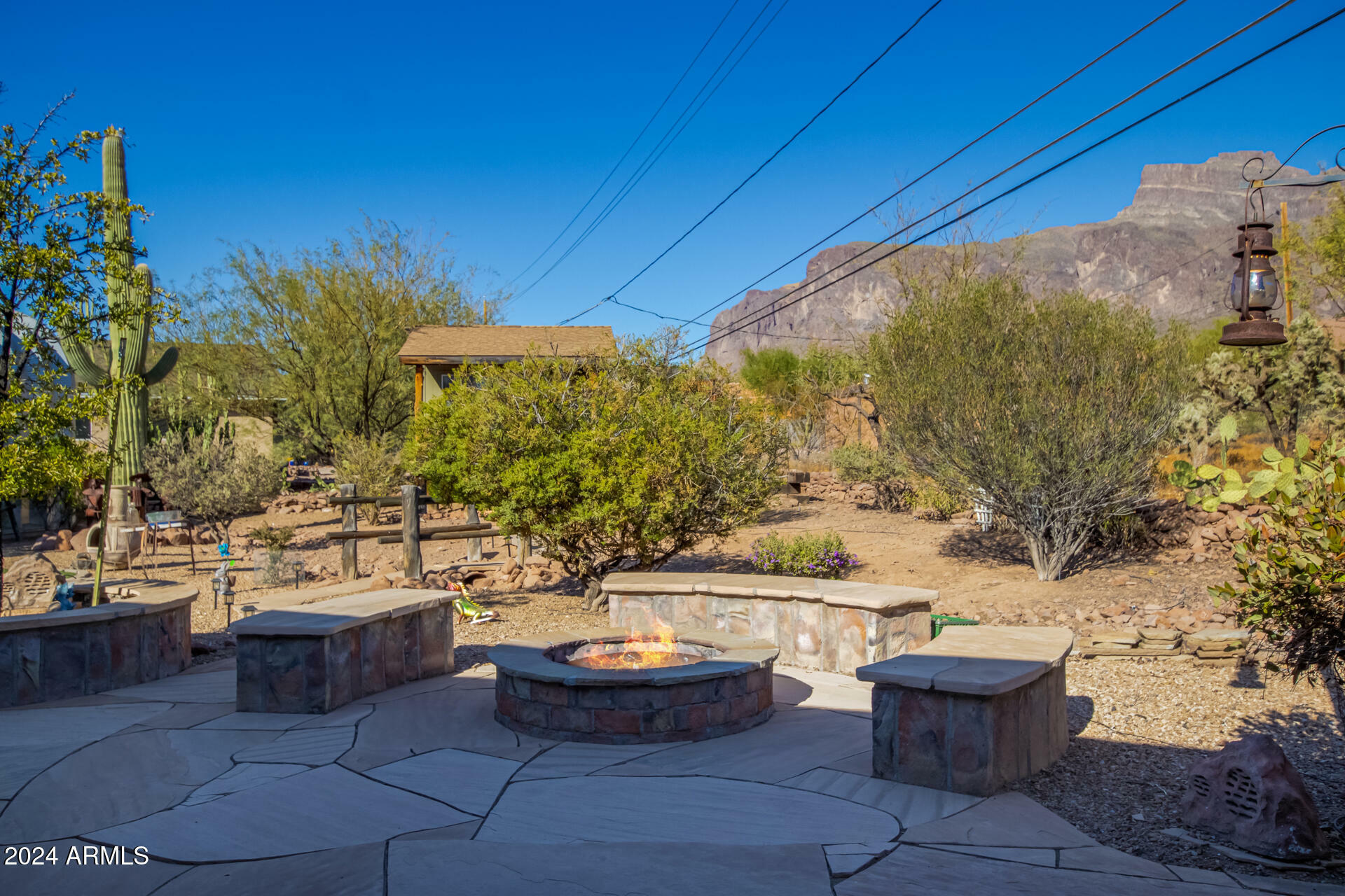 Property Photo:  617 S Camino Saguaro --  AZ 85119 