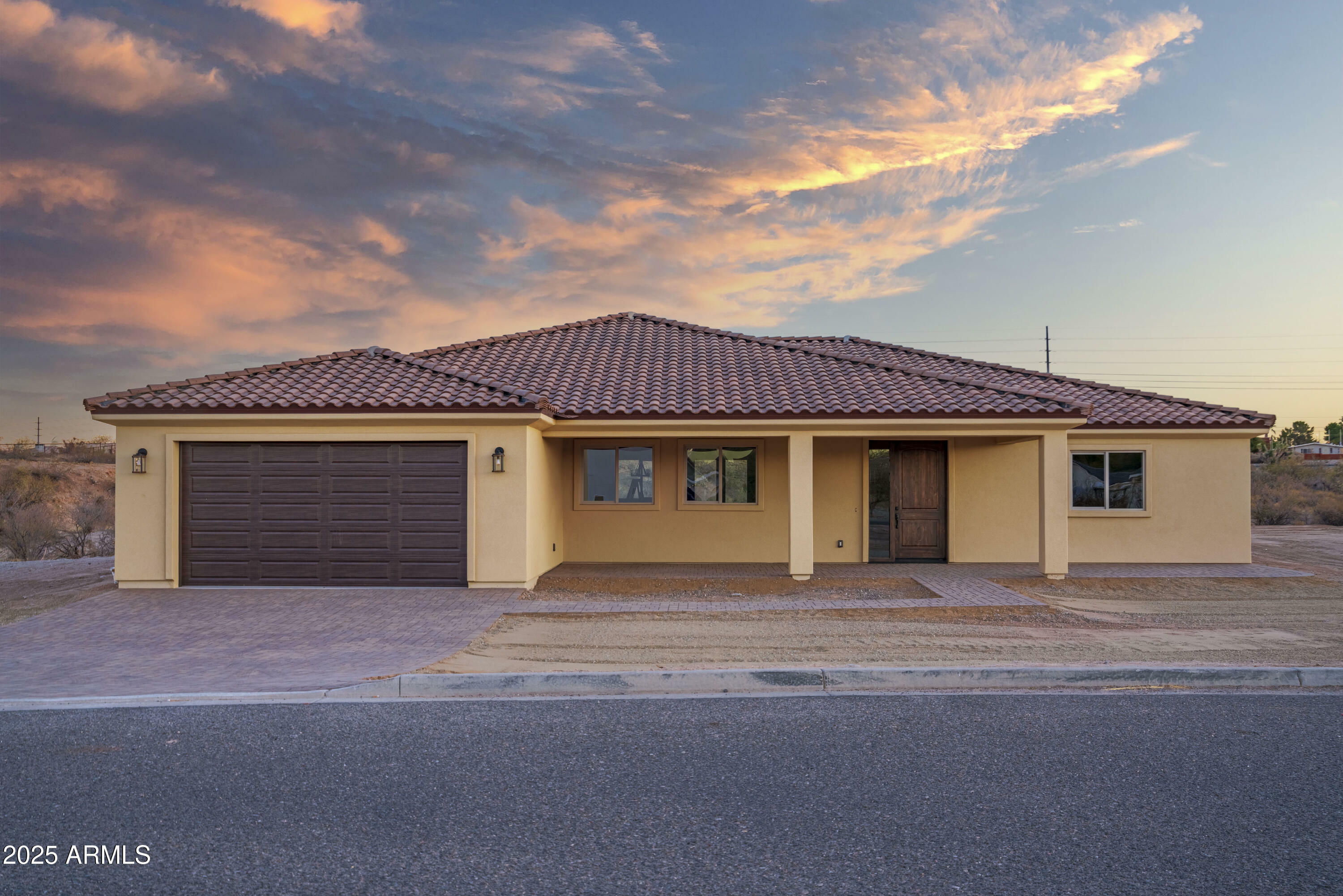 Property Photo:  125 Ironwood Place  AZ 85390 