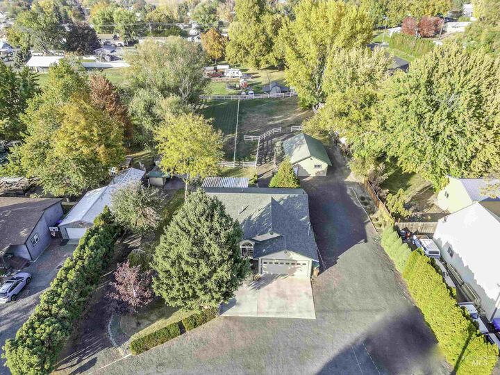 Property Photo:  1733 Alder  ID 83501