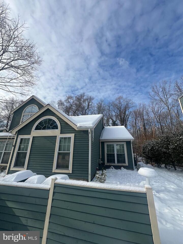 Property Photo: 960 Yachtsman Way MD 21403