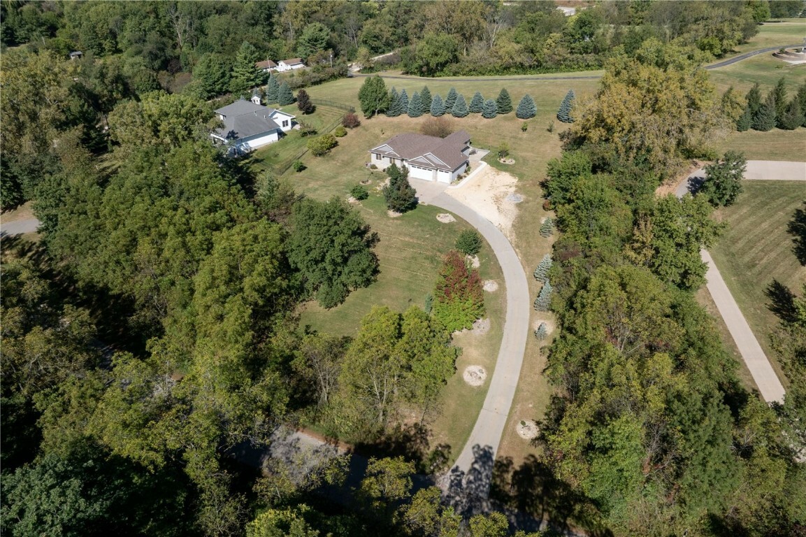 Property Photo:  11 Valley Forge Drive  IA 52253 