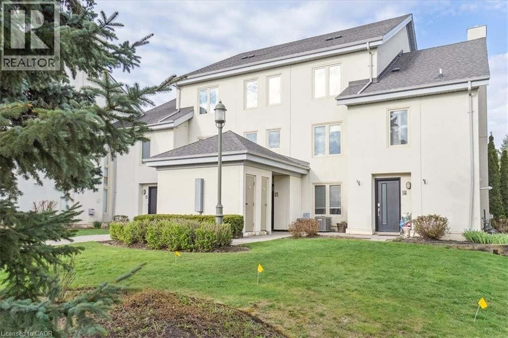 Property Photo:  120 Fairway Court 218  ON L9Y 0P8