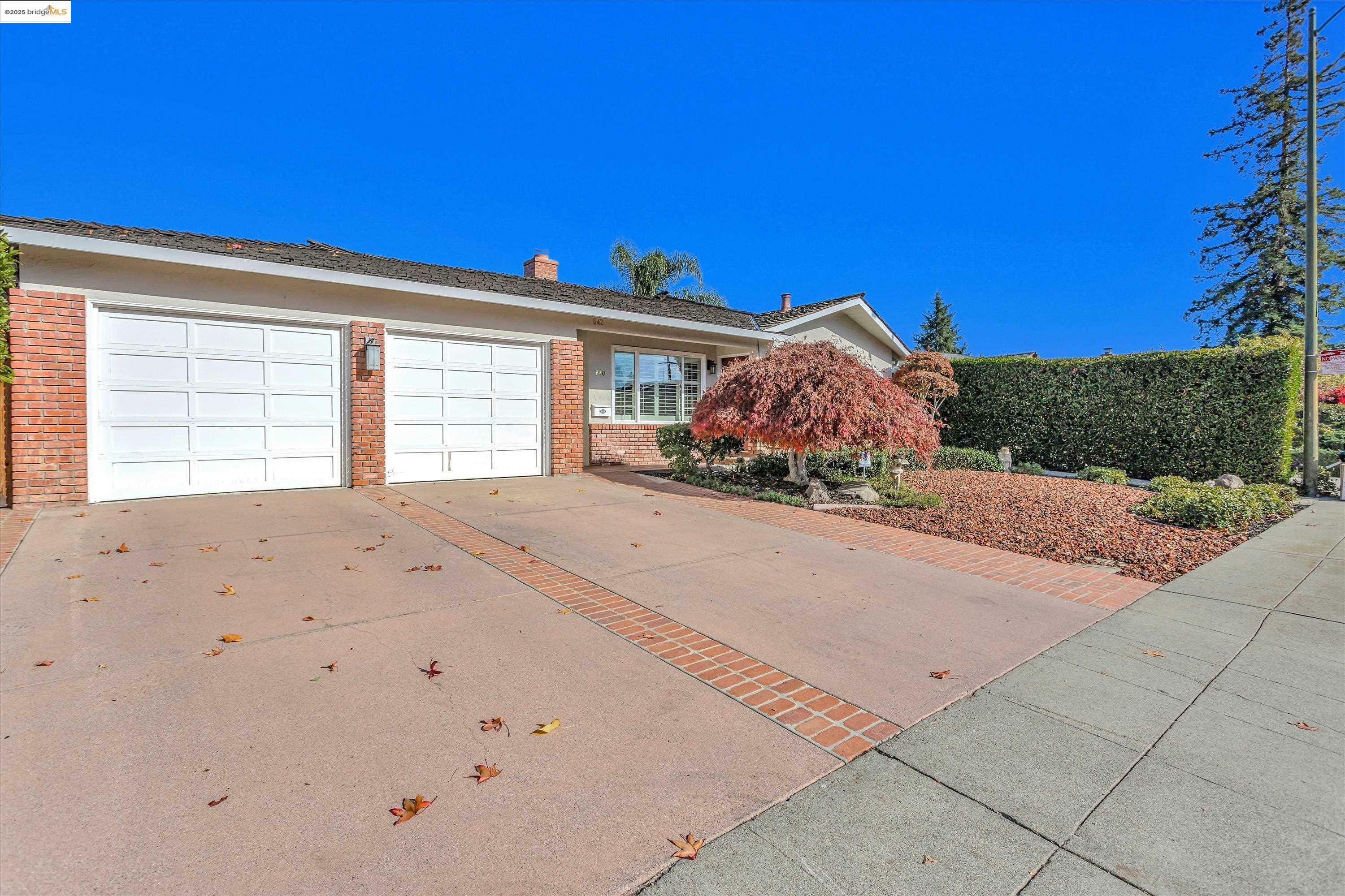 Property Photo:  840 Sevely Dr  CA 94041 