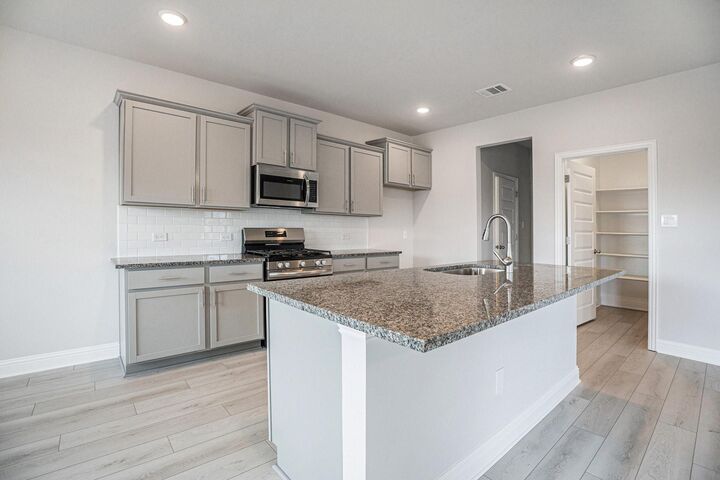 Property Photo: 5307 W Bayou Maison Circle TX 77539