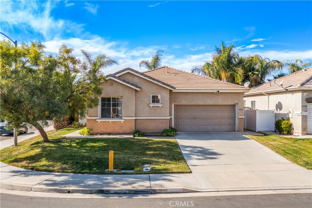 Property Photo:  43193 Bassano Drive  CA 92592 