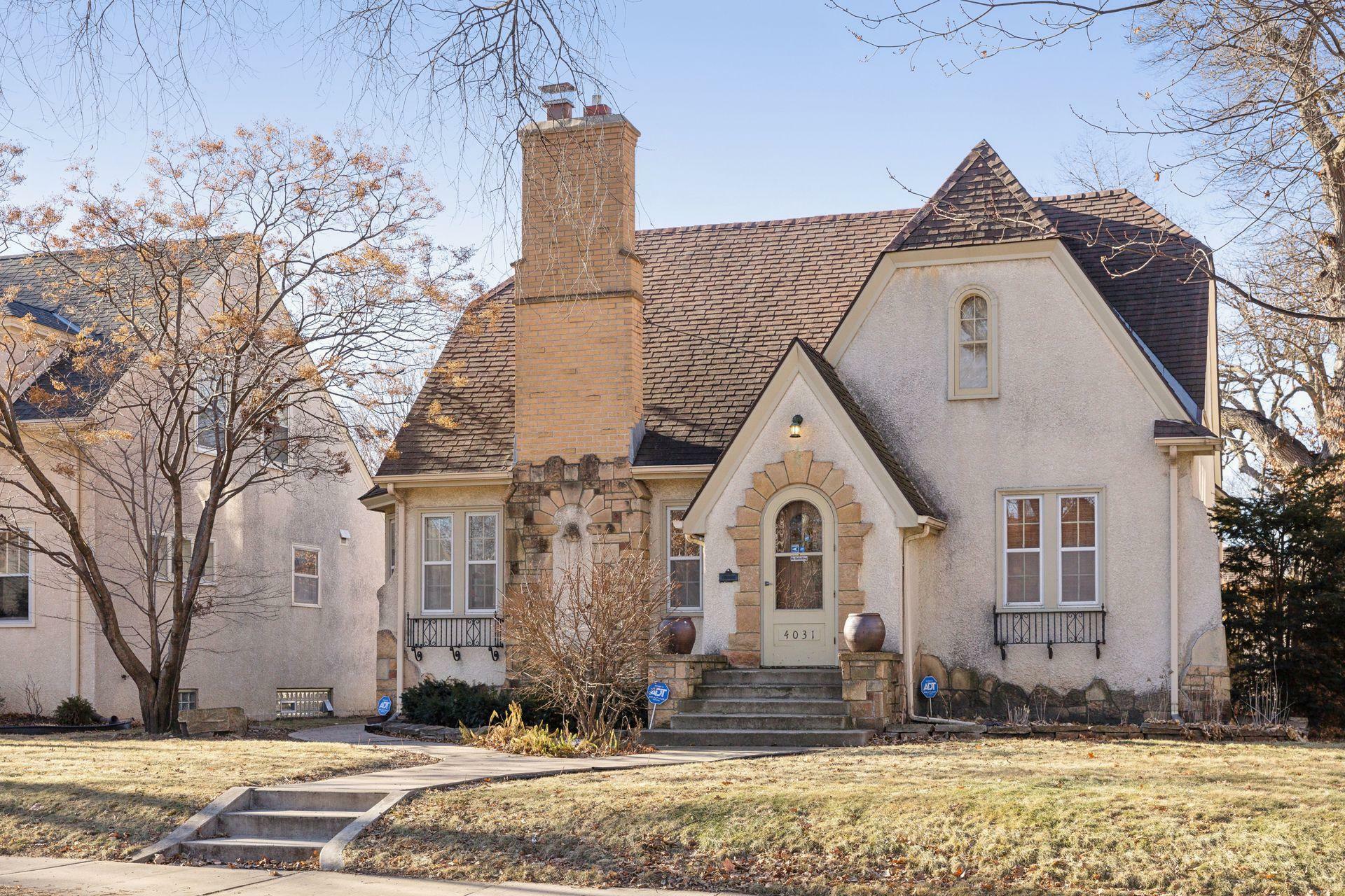 Property Photo:  4031 Washburn Avenue N  MN 55412 