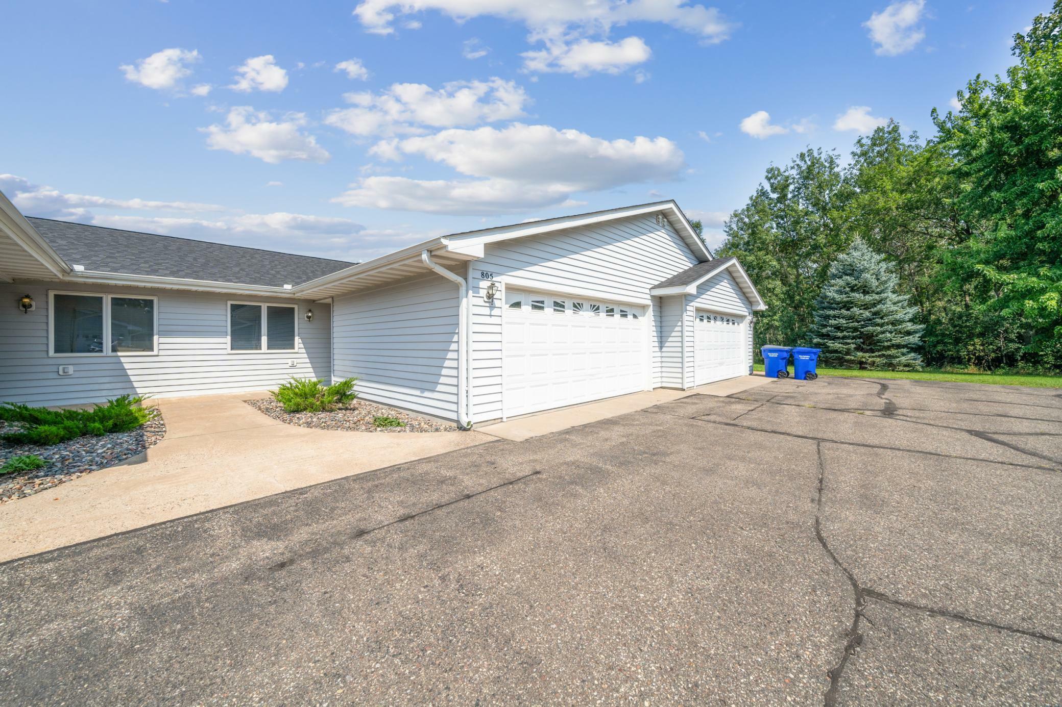 Property Photo:  805 Raymond Street  WI 54025 