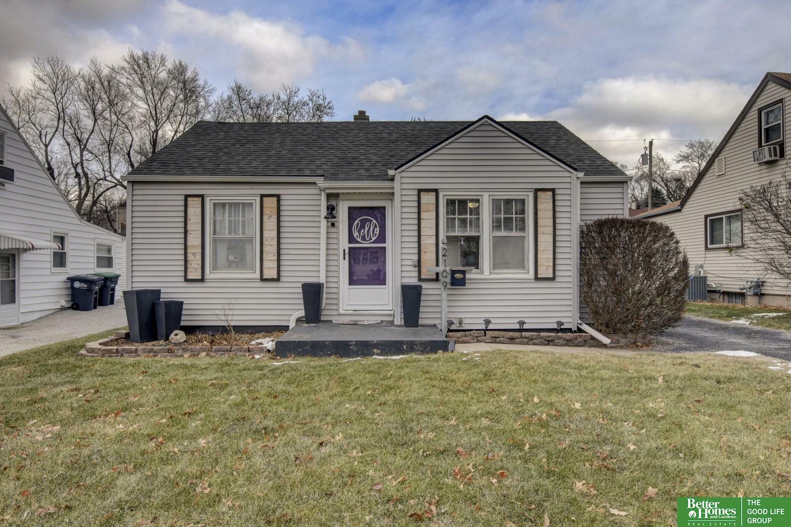 Property Photo:  2109 S 48 Street  NE 68106 