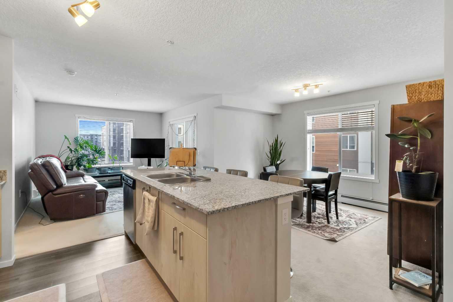 Photo de la propriété:  4641 128 Avenue NE 3324  AB T3N 1T4 