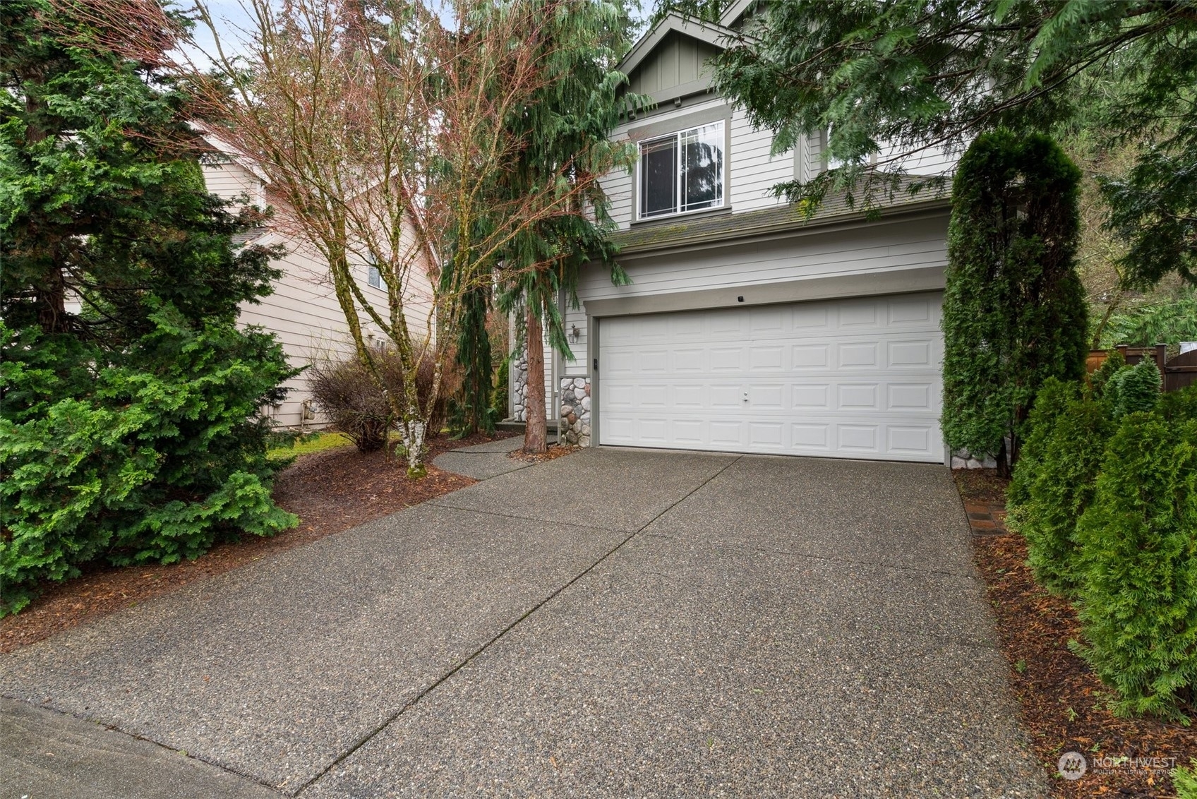 Property Photo:  24211  231st Avenue SE  WA 98038 