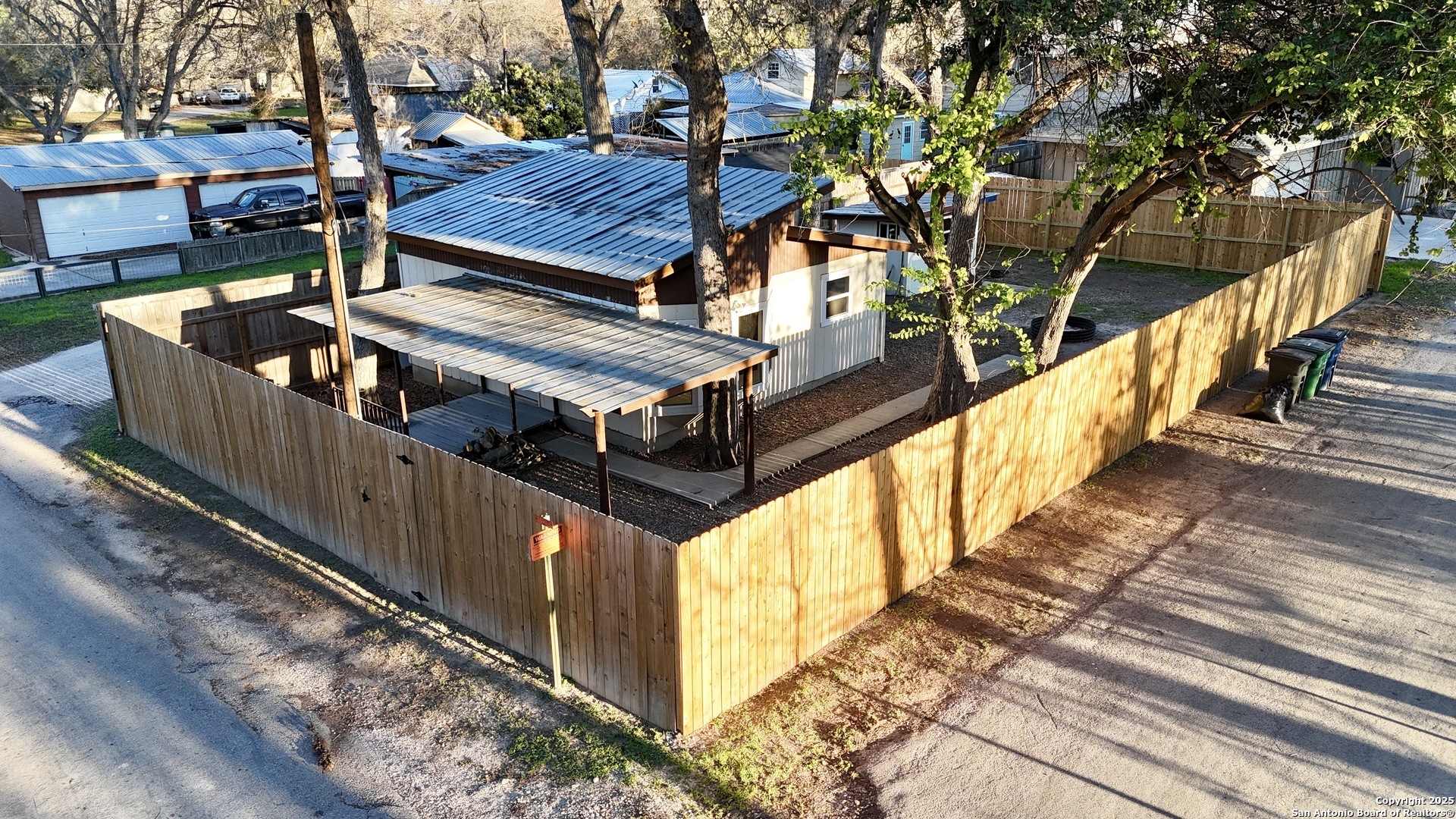 Property Photo:  1207 Elm Grove Rd  TX 78155 