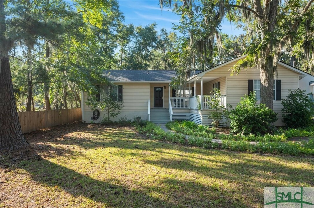 Property Photo:  5109 La Roche Avenue  GA 31404 