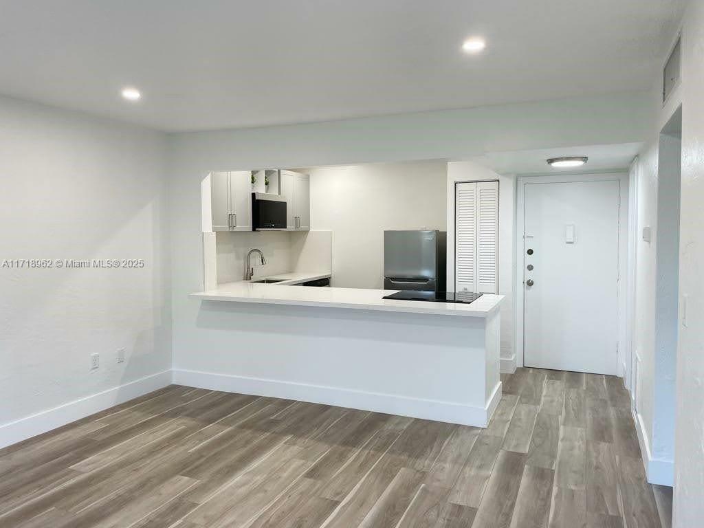 Property Photo:  7403 SW 82nd St 309N  FL 33143 