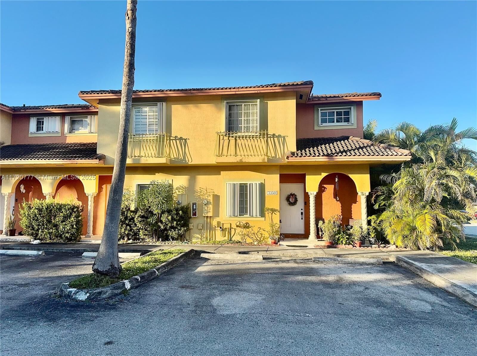 Property Photo:  7350 SW 152nd Ave 111  FL 33193 