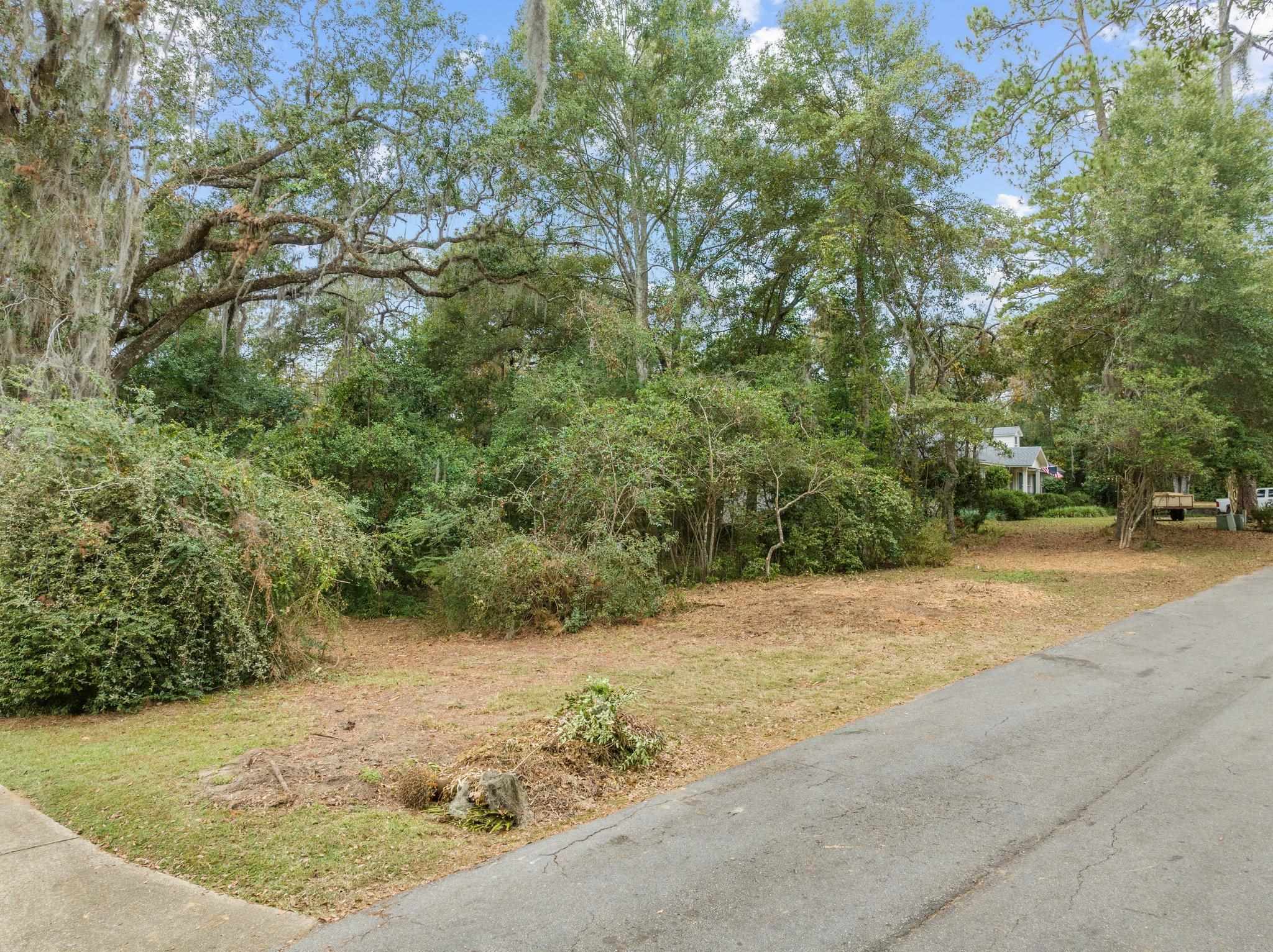 Property Photo:  2840 Asbury Hill Drive  FL 32312 