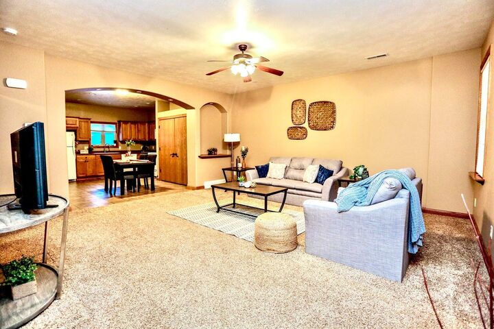 Property Photo: 1916 SE Prospect #4 Ave SD 57401