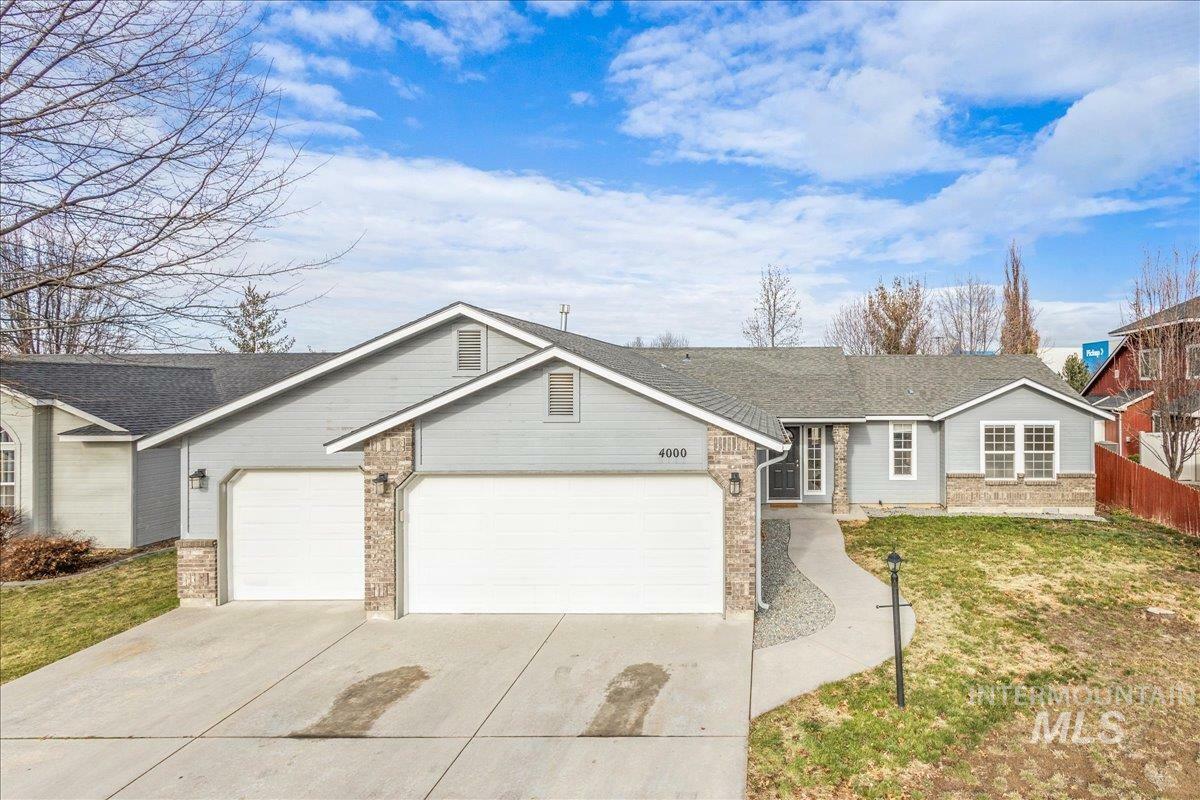 Property Photo: 4000 E Florence Dr ID 83642-6092