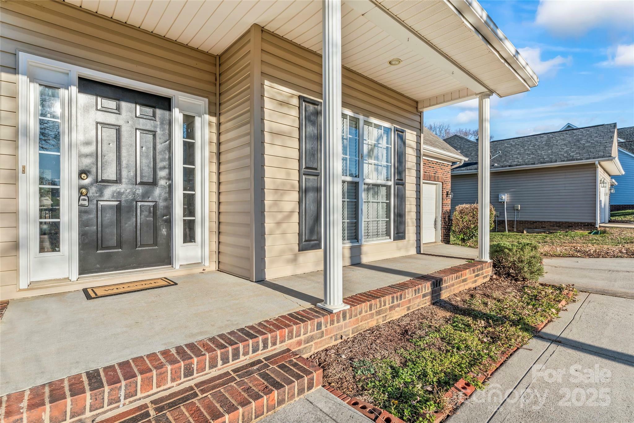 Property Photo:  10811 Wyndham Pointe Drive  NC 28213 