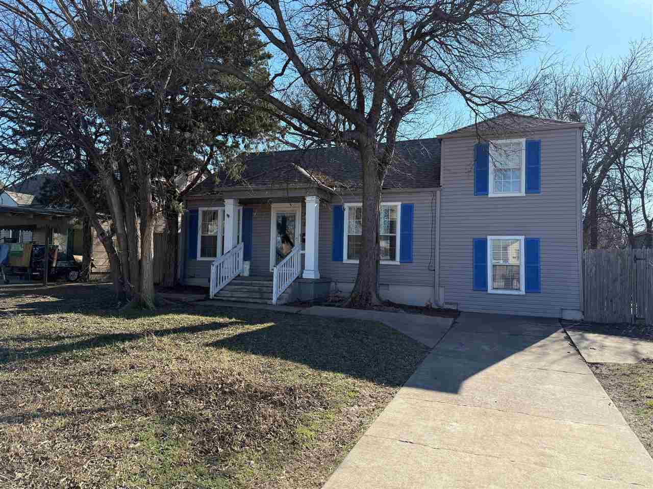 Property Photo:  1726 NW Ash Ave  OK 73501 