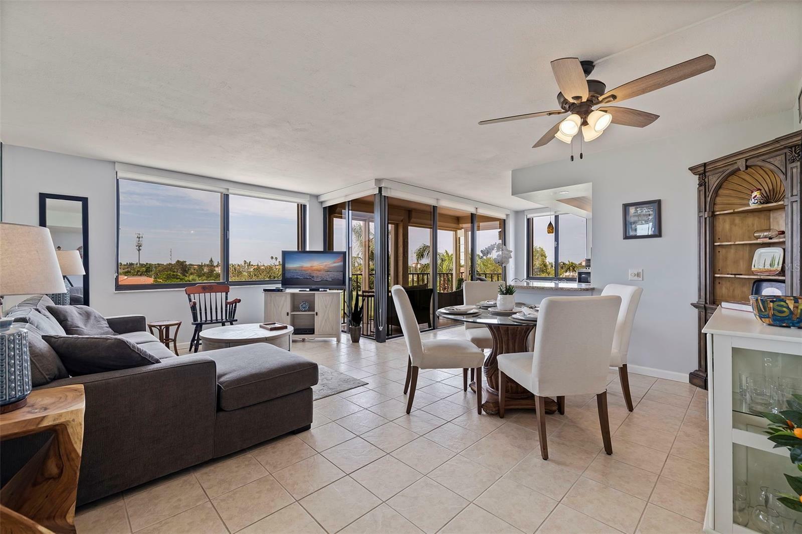 6104 Palma Del Mar Boulevard S 404  St Petersburg FL 33715 photo