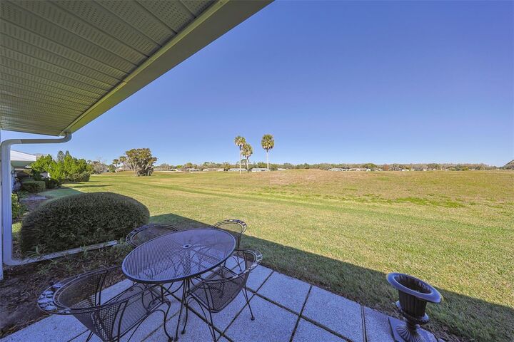 Property Photo: 1318 Leland Drive FL 33573