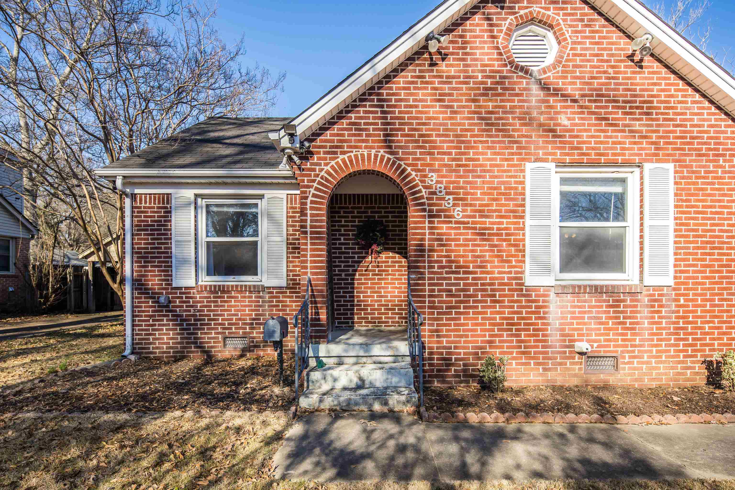 Property Photo:  3836 Allandale Ln  TN 38111 