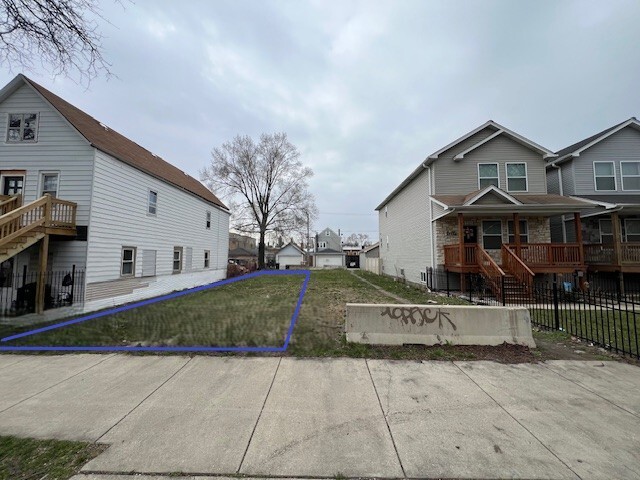 Property Photo: 2457 W 46th Place IL 60632