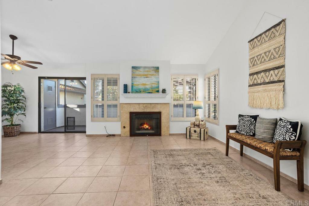 Property Photo:  942 Lupine Hills Drive 43  CA 92081 