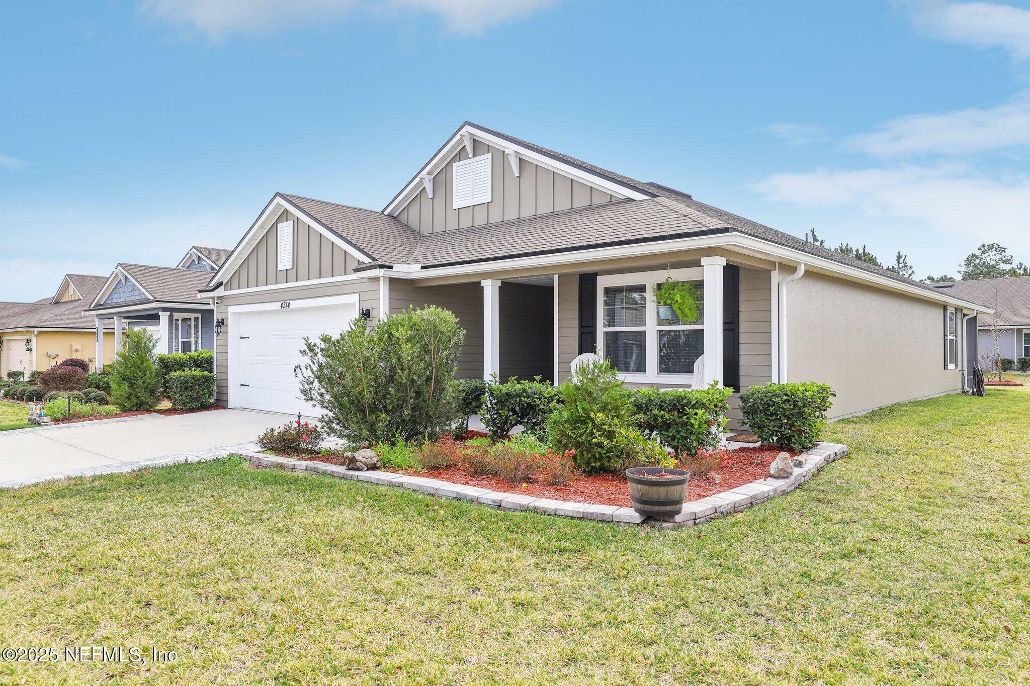 Property Photo:  4314 Green River Place  FL 32068 