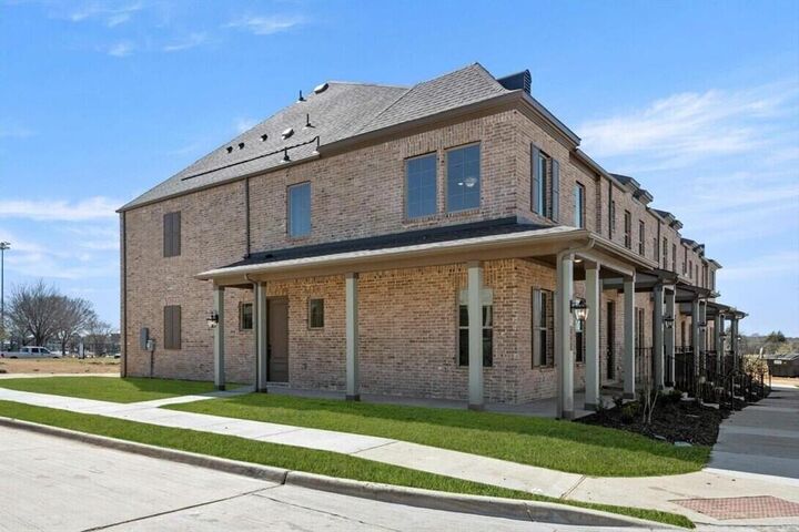 634 Redwood Way  Mansfield TX 76063 photo