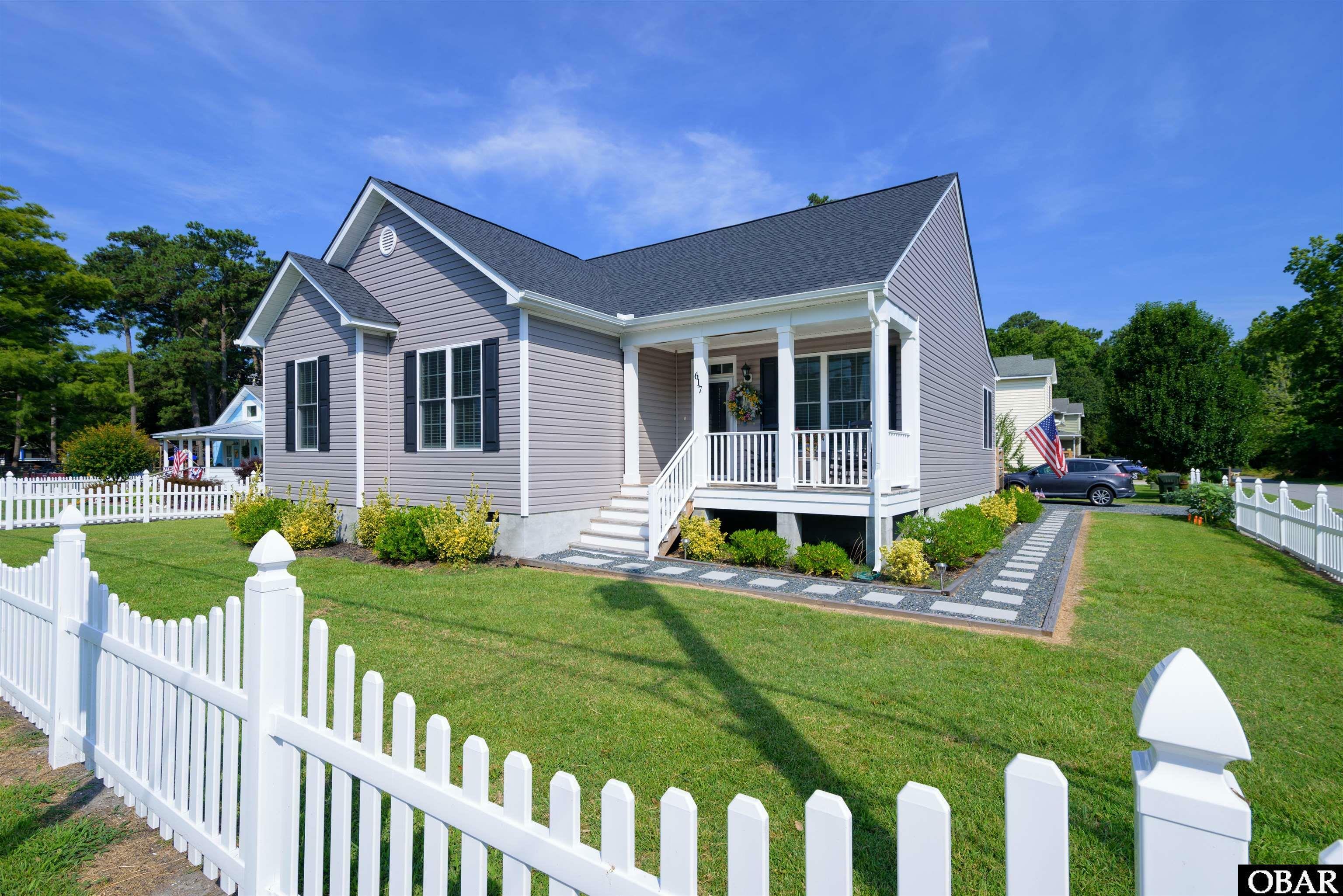 617 Sir Walter Raleigh Street  Manteo NC 27954 photo