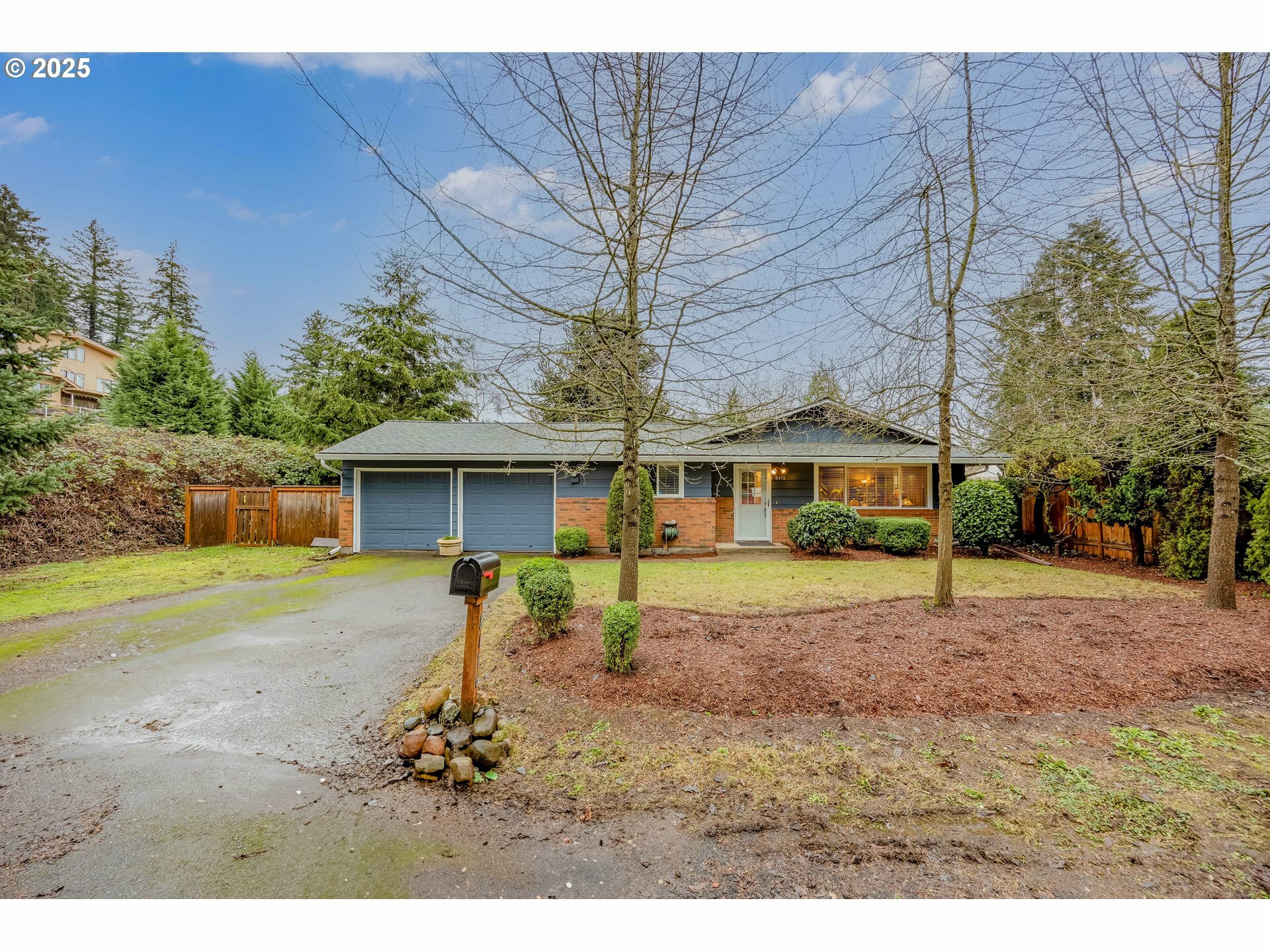 Property Photo:  8416 SE Frances Ave  WA 98664 