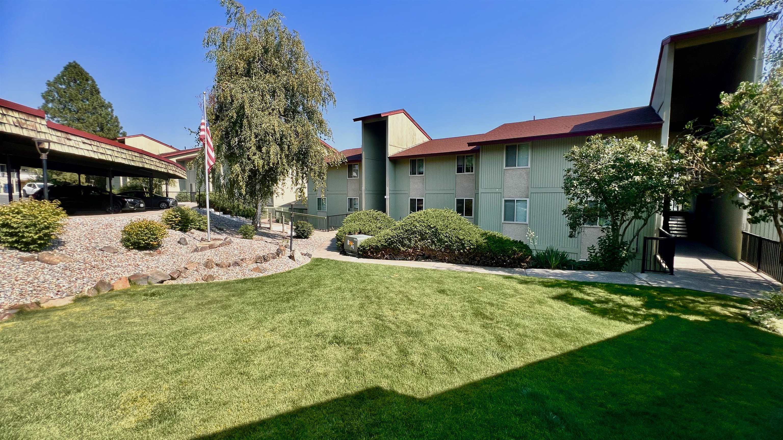 Property Photo:  1823 W Northridge Ct Unit 29  WA 99208 