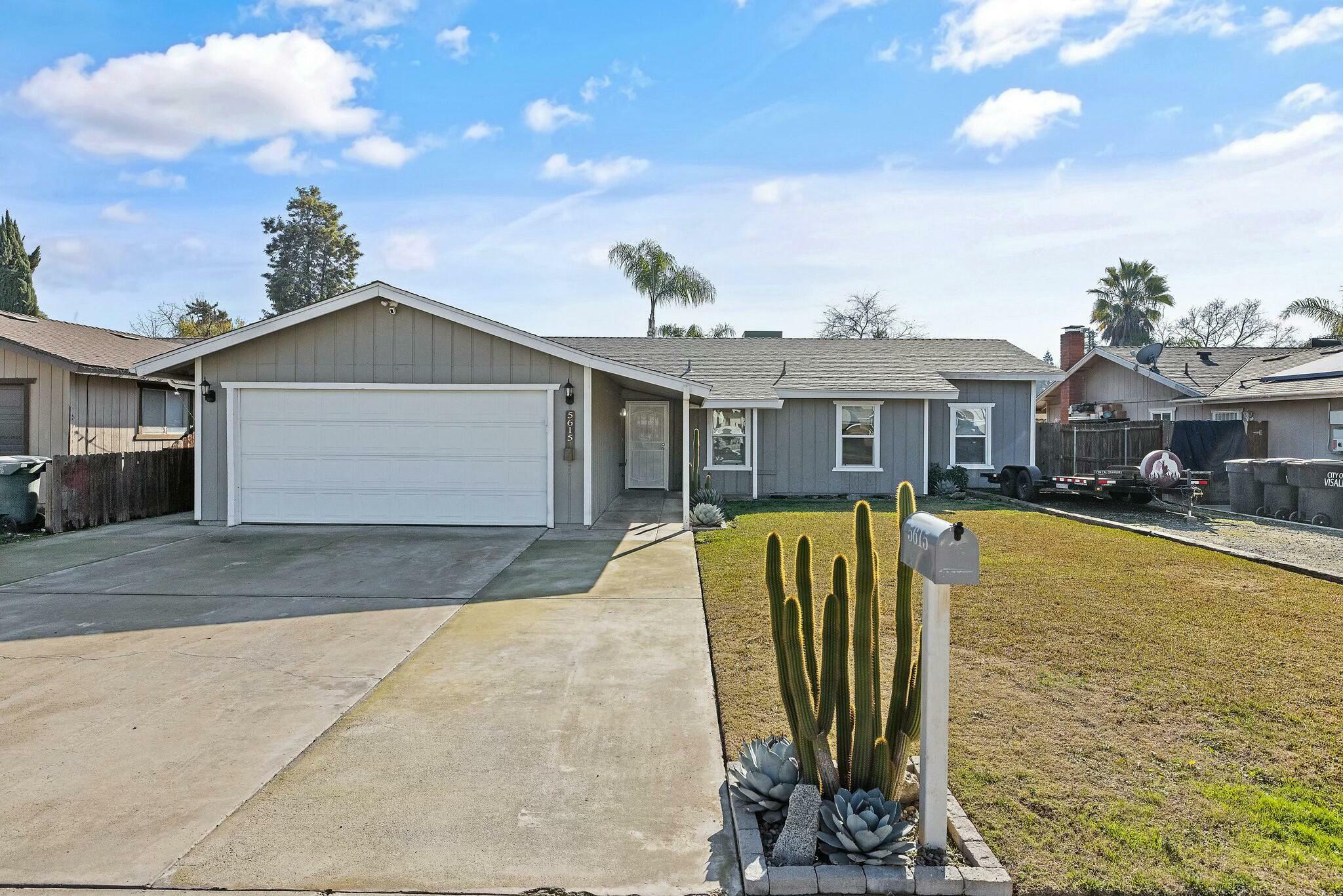 Property Photo:  5615 W Laura Court  CA 93277 