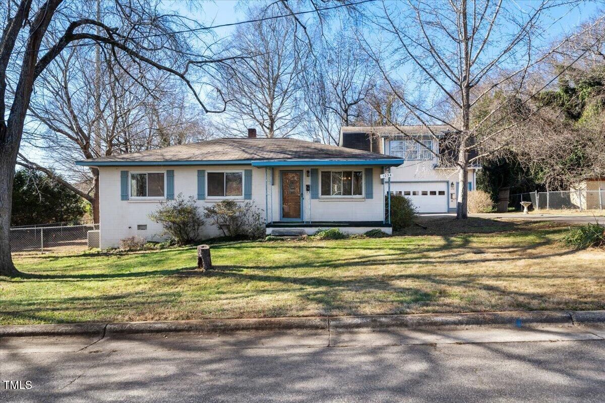 Property Photo: 1234 Duffy Place NC 27603