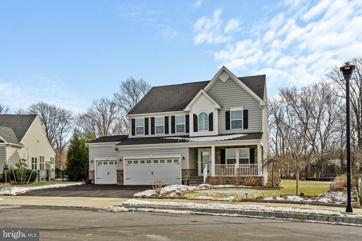 Property Photo:  1145 Lynch Circle  PA 18974 