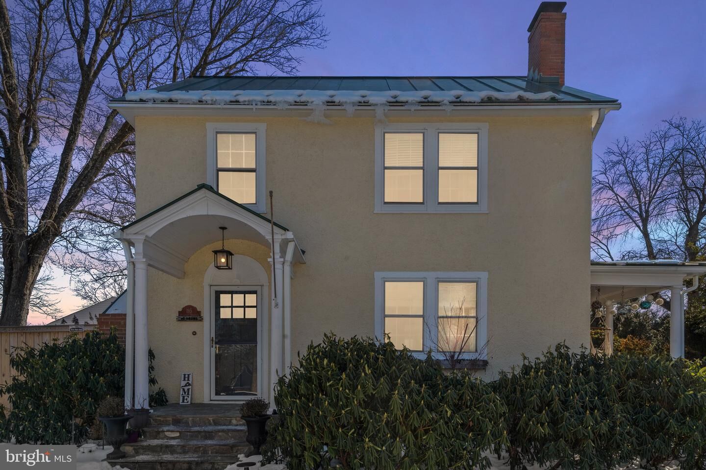 Property Photo:  195 Locust Street  VA 20186