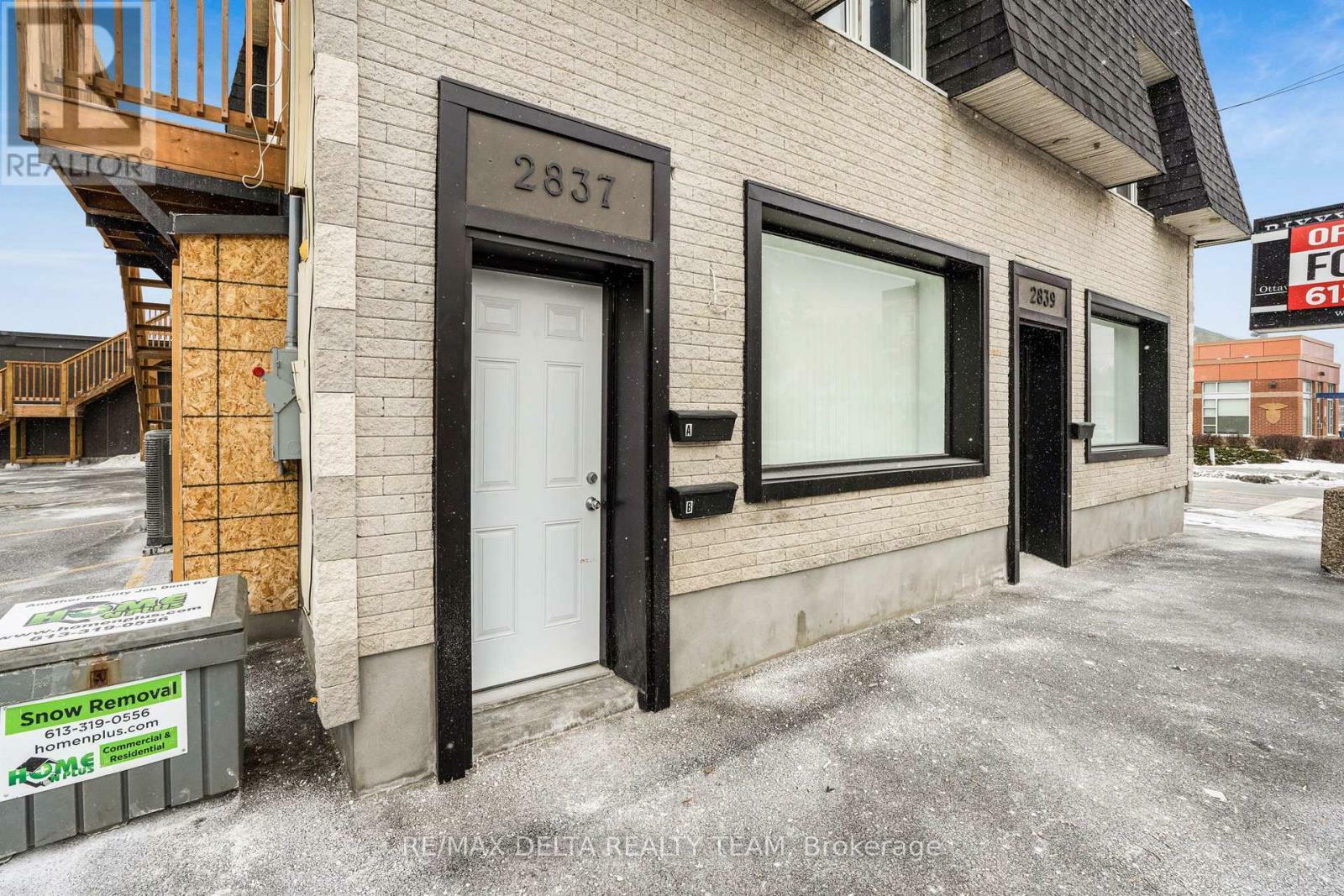 Property Photo:  2837 St Joseph Boulevard 2  ON K1C 1G6 