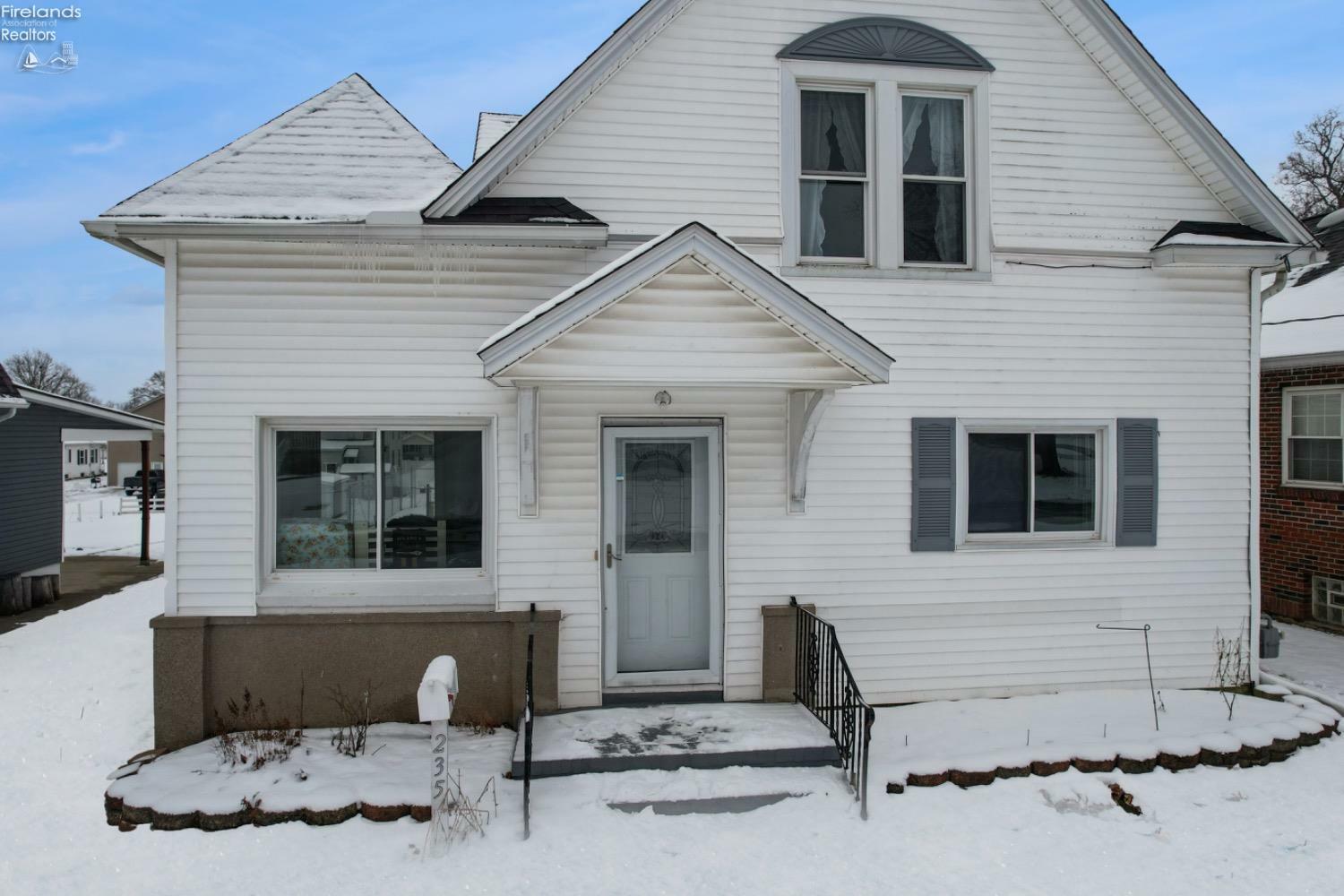 Property Photo:  235 Louise Avenue  OH 44811 