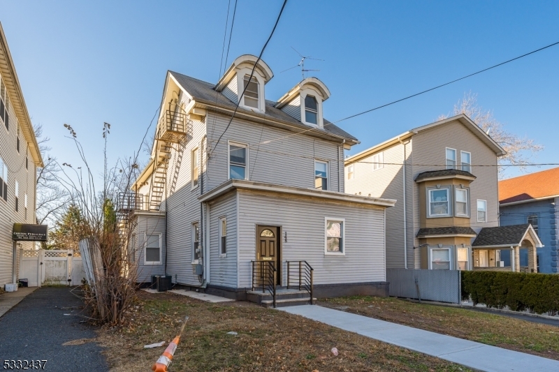 Property Photo:  146 Chilton St  NJ 07202 