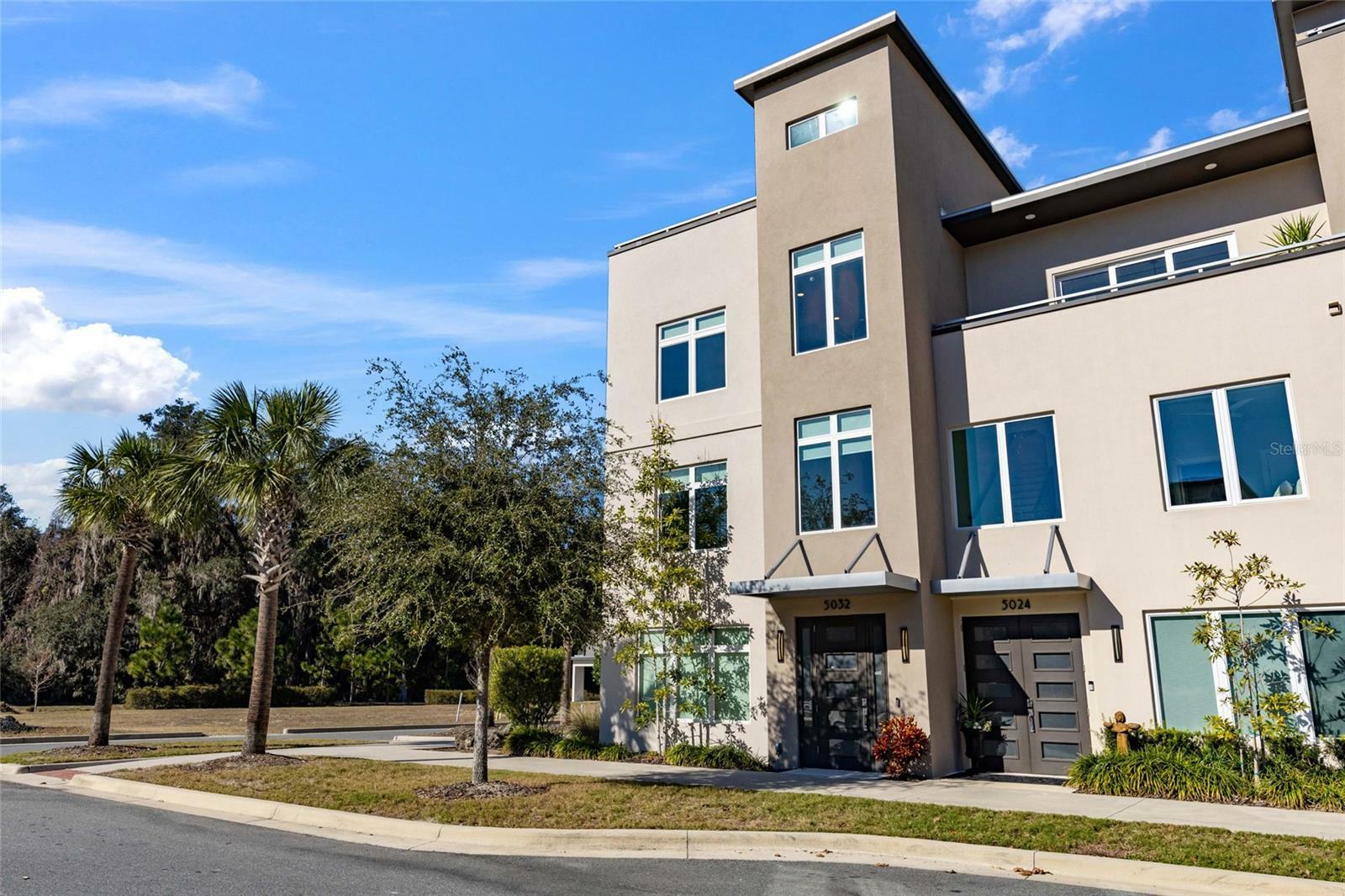 Property Photo: 5032 SW 34th Place FL 32608