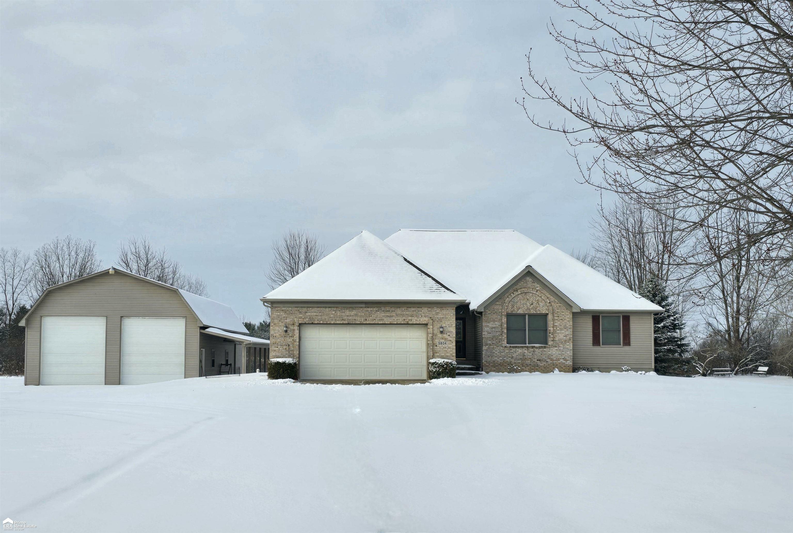 Property Photo:  5804 S County Line Road  MI 48429 