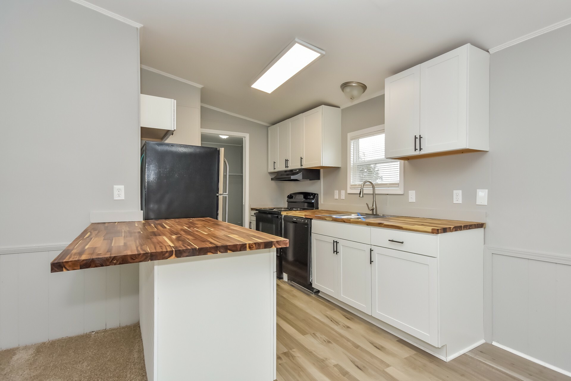Property Photo: 200 Greenbranch Ct TN 37207