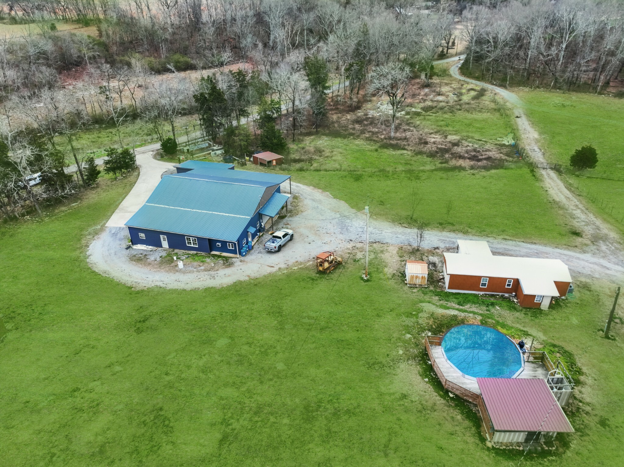 Property Photo:  942 Fay Creek Rd  TN 37183 