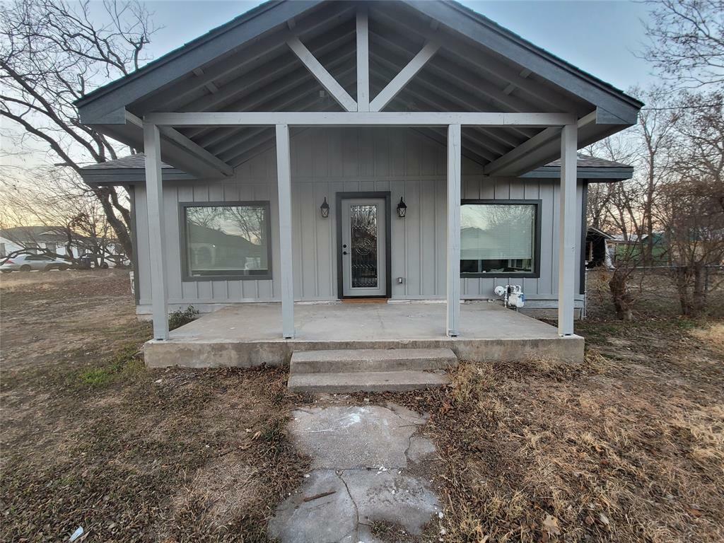 Property Photo:  1909 J Avenue  TX 76801 