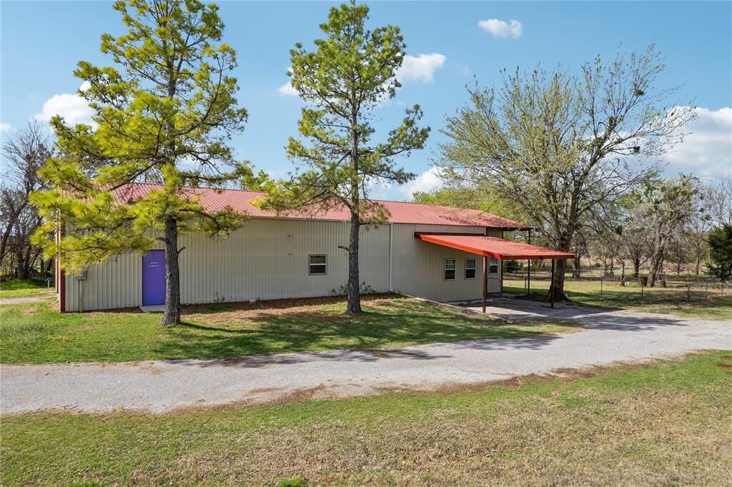 Property Photo:  7201 Country Lane  OK 73064 