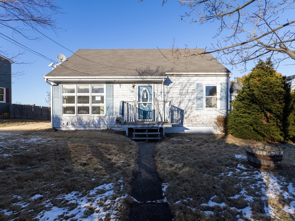 Property Photo:  63 Clearview Ave  RI 02871 